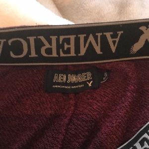 American Eagle Joggers